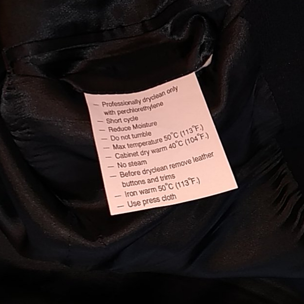 Retro V2 by Versace Jacket - Picture 14 of 15